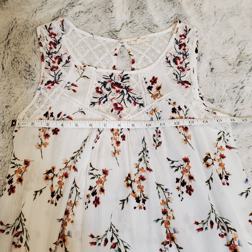 Floral and Lace Detail Sleeveless Top, Small, Off-white - Picture 4 of 6